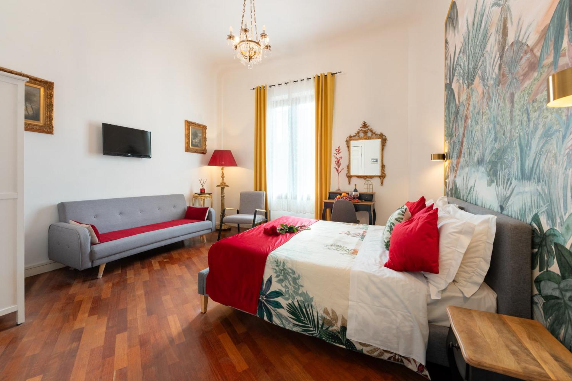 Entire Flat With 6 Rooms & 6 Bathrooms, 210 Sqms At Most Historical Center With Lift !!! Florence Extérieur photo